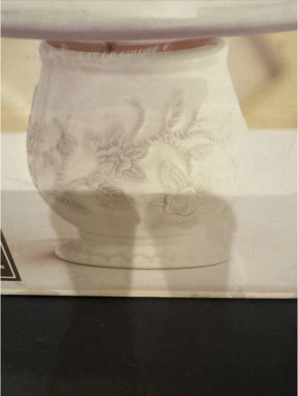 New Lenox Set Of 2 Linen Closet Tea Light Lamp Set Ivory NIB